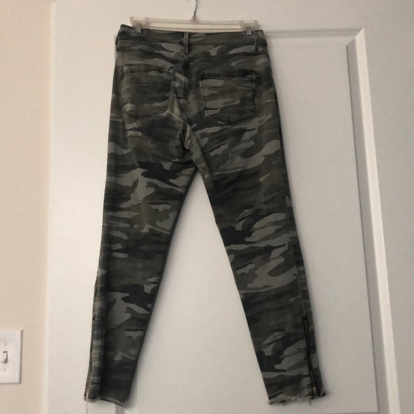 Camo jeans - Picture 2 of 3